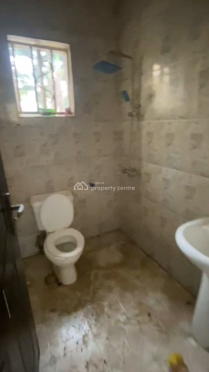 Well Planned Spaciously Built 1 Bedroom Flat 2 Toilets, Berger, Life Camp, Abuja, Flat / Apartment for Rent