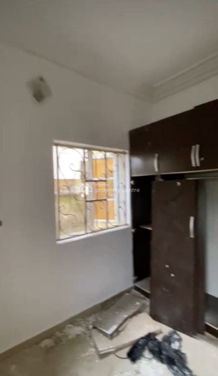 Well Planned Spaciously Built 1 Bedroom Flat 2 Toilets, Berger, Life Camp, Abuja, Flat / Apartment for Rent