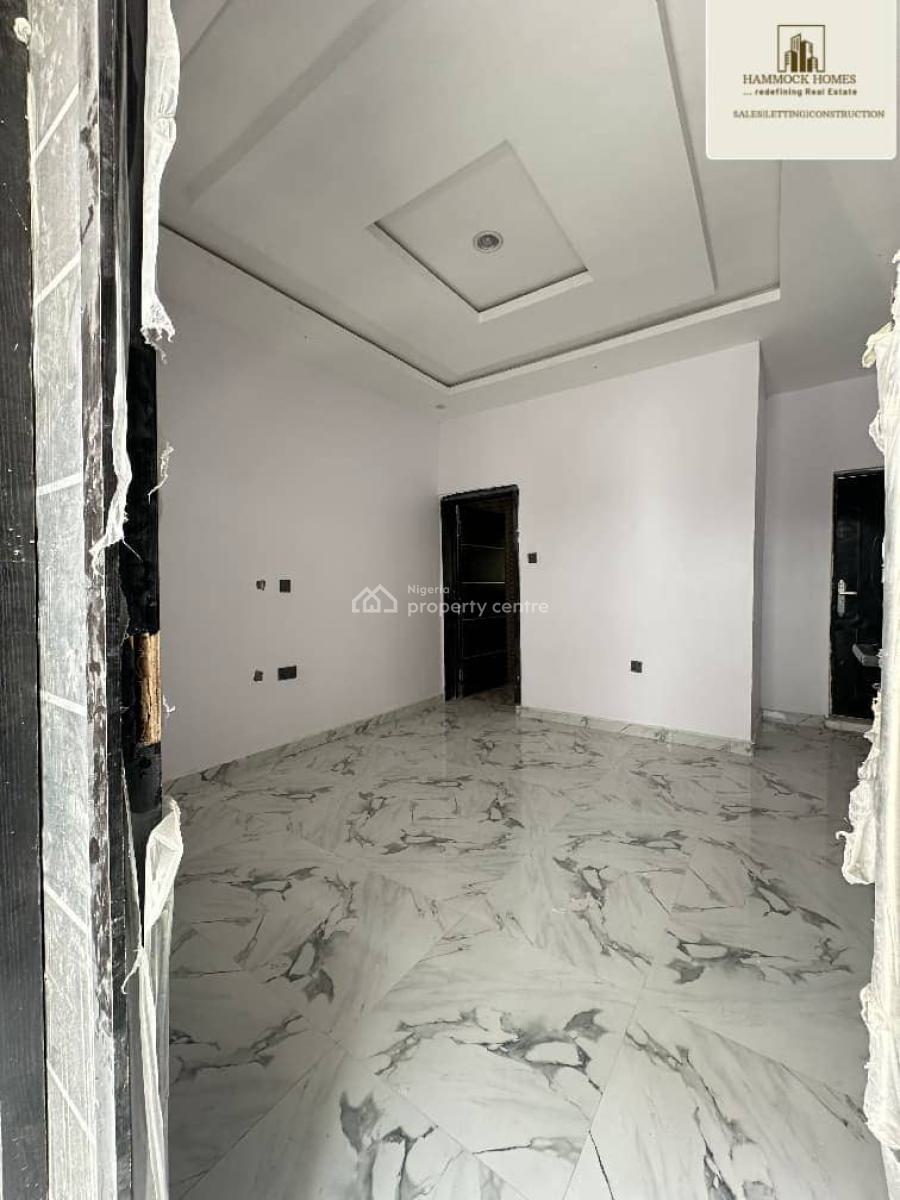 Luxury 2-bedroom Apartment Brand New & Elegantly Finished, Chief Lateef Oyelade Gra, Ring Road Estate, Oluyole, Oyo, Flat / Apartment for Sale