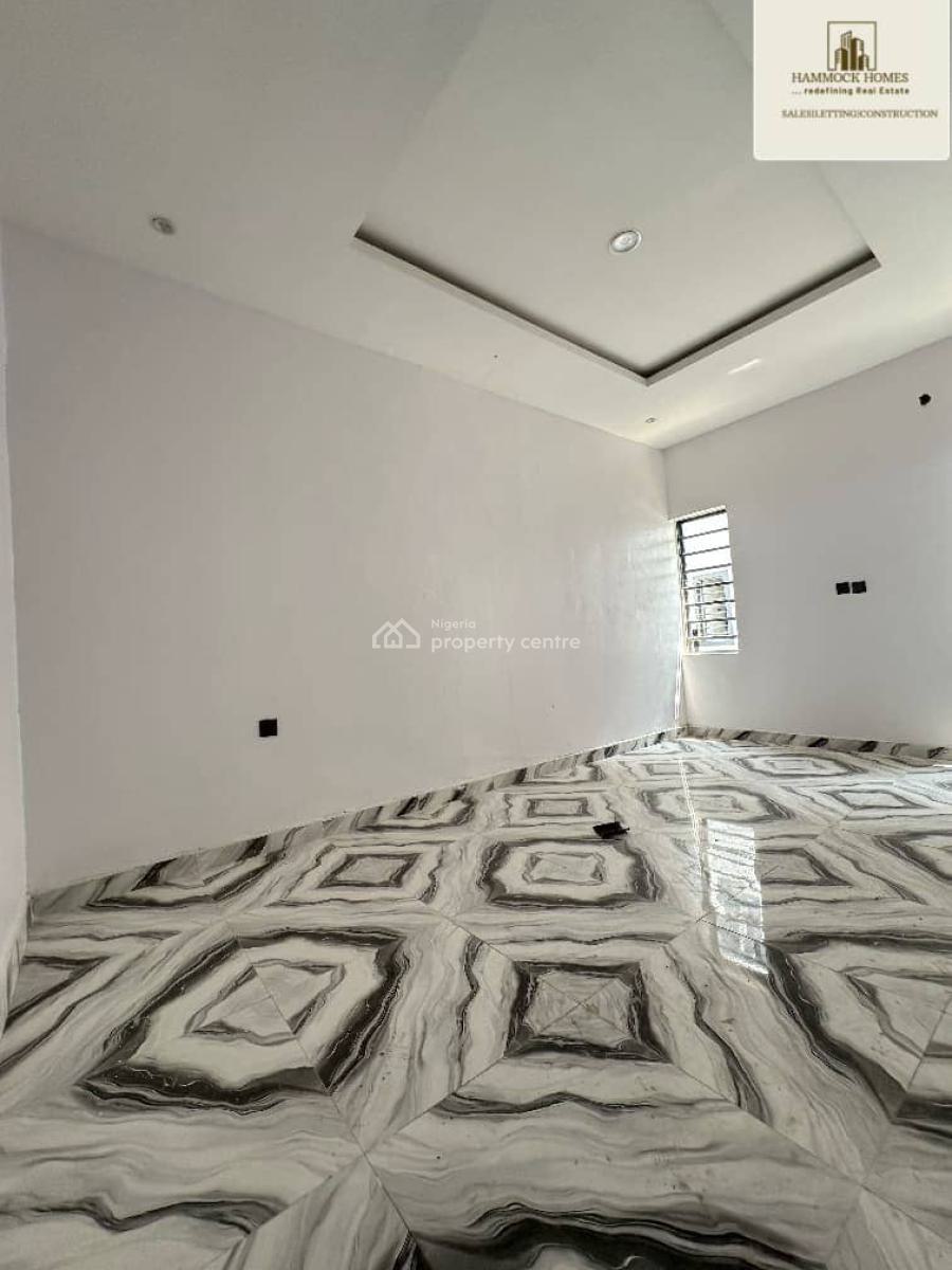 Luxury 2-bedroom Apartment Brand New & Elegantly Finished, Chief Lateef Oyelade Gra, Ring Road Estate, Oluyole, Oyo, Flat / Apartment for Sale