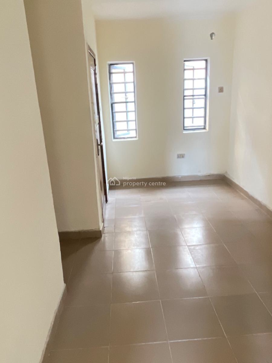 Well Renovated 1 Bedroom Apartment with Excellent Facilities, Ogidan, Sangotedo, Ajah, Lagos, Flat / Apartment for Rent