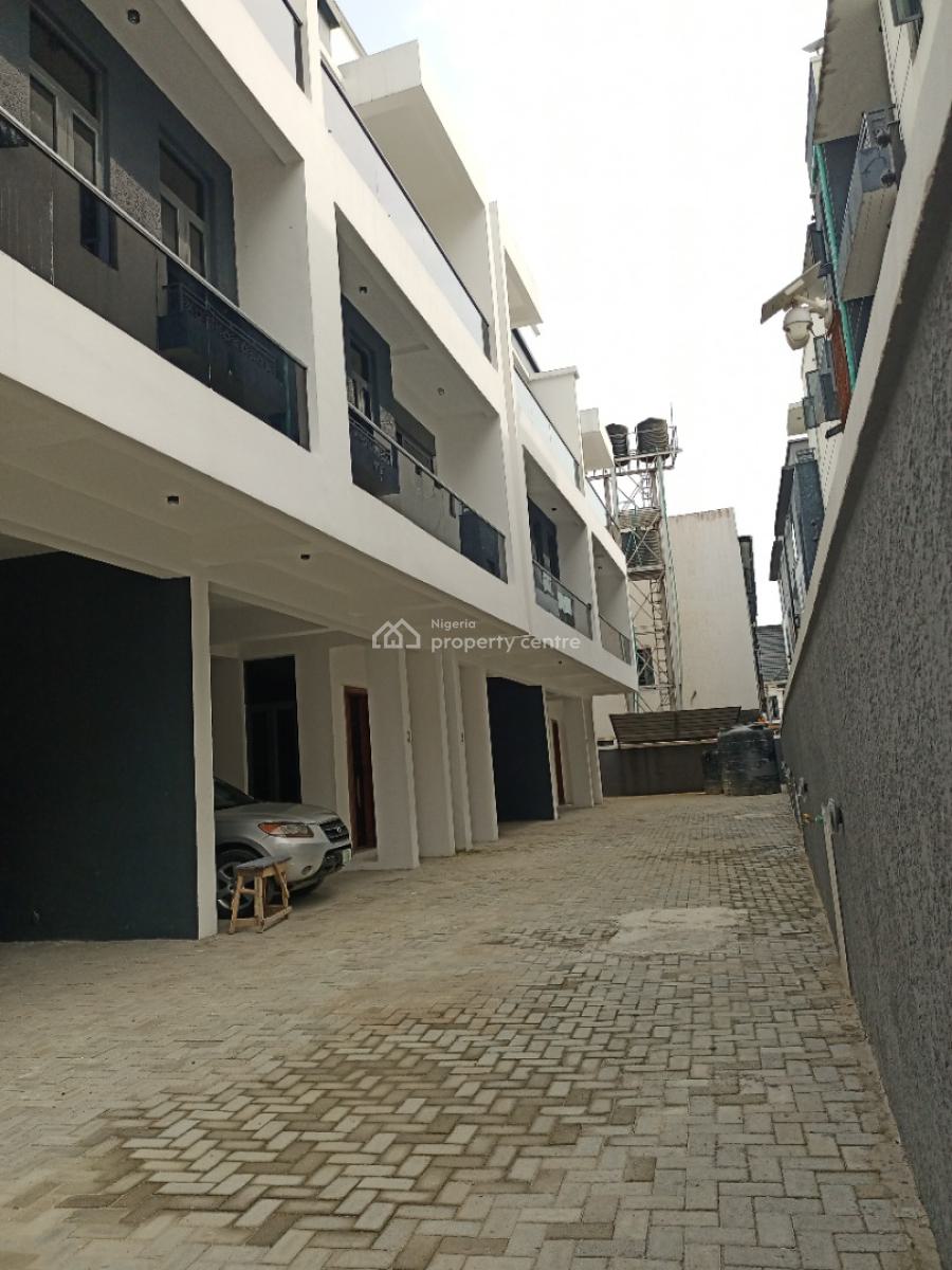 4 Bedroom Terrace Duplex with Spacious Rooms, Ologolo, Lekki, Lagos, Terraced Duplex for Sale