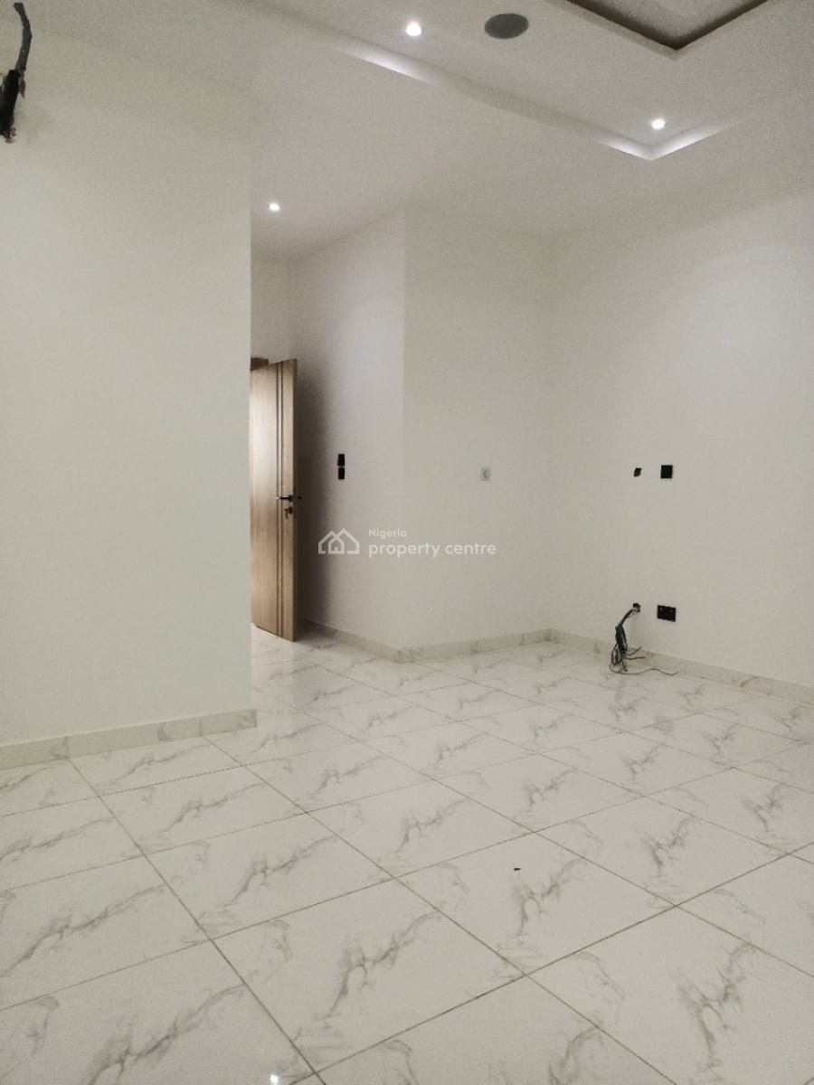 4 Bedroom Terrace Duplex with Spacious Rooms, Ologolo, Lekki, Lagos, Terraced Duplex for Sale