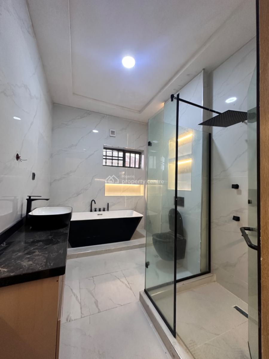 Beautifully Crafted 5 Bedroom Fully Detached House, Chevron Estate, Lekki, Lagos, Detached Duplex for Sale
