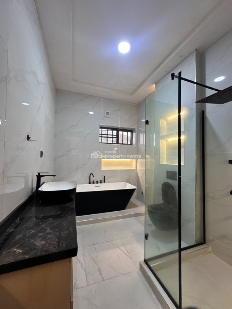 Beautifully Crafted 5 Bedroom Fully Detached House, Chevron Estate, Lekki, Lagos, Detached Duplex for Sale