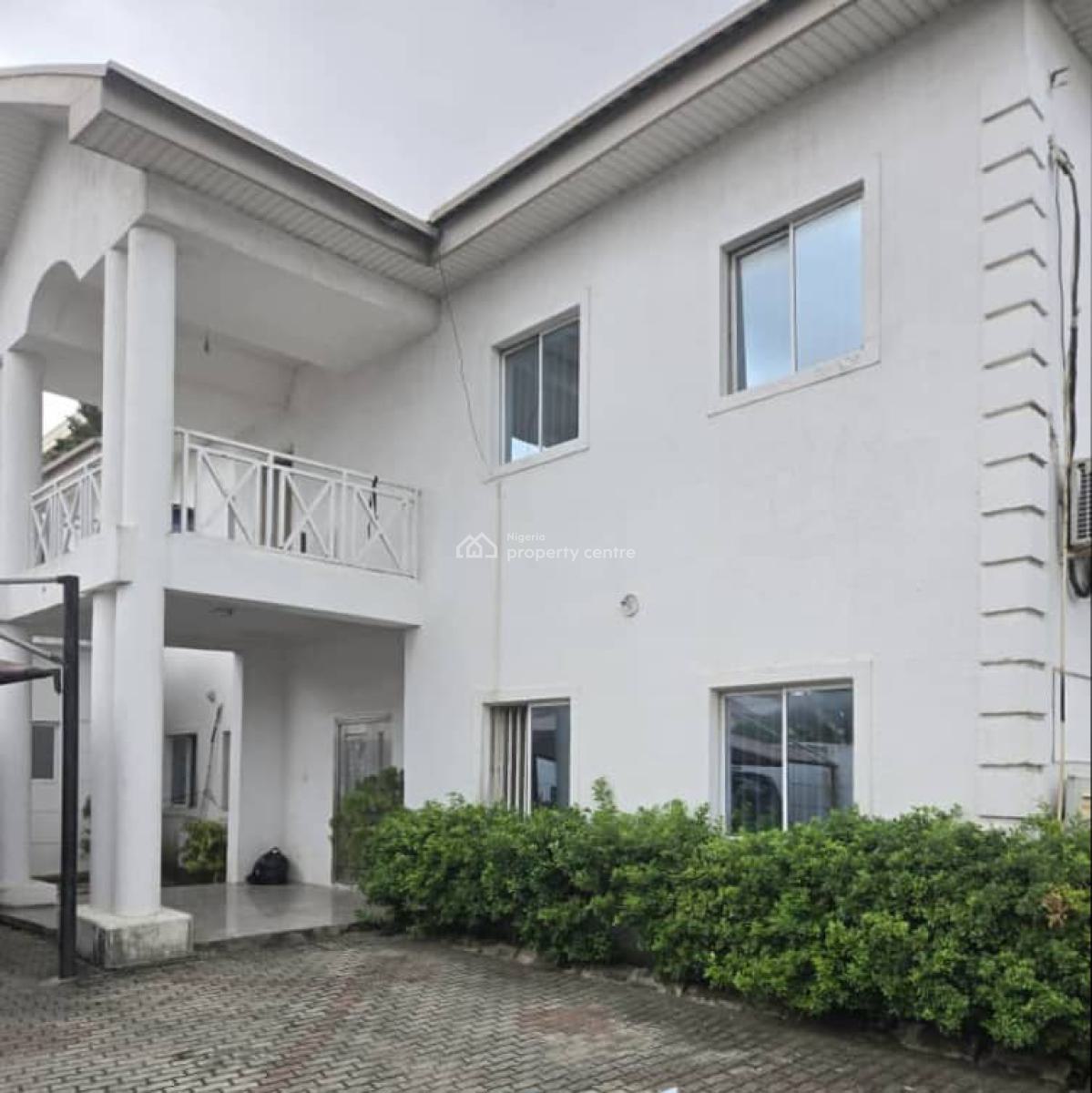 4 Bedroom Duplex with 1 Room Bq ., Lekki Phase 1, Lekki, Lagos, Detached Duplex for Rent