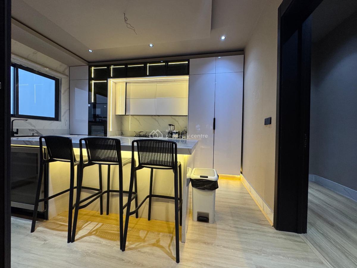 2 Bedroom Apartment, Ikeja Gra, Ikeja, Lagos, Flat / Apartment Short Let