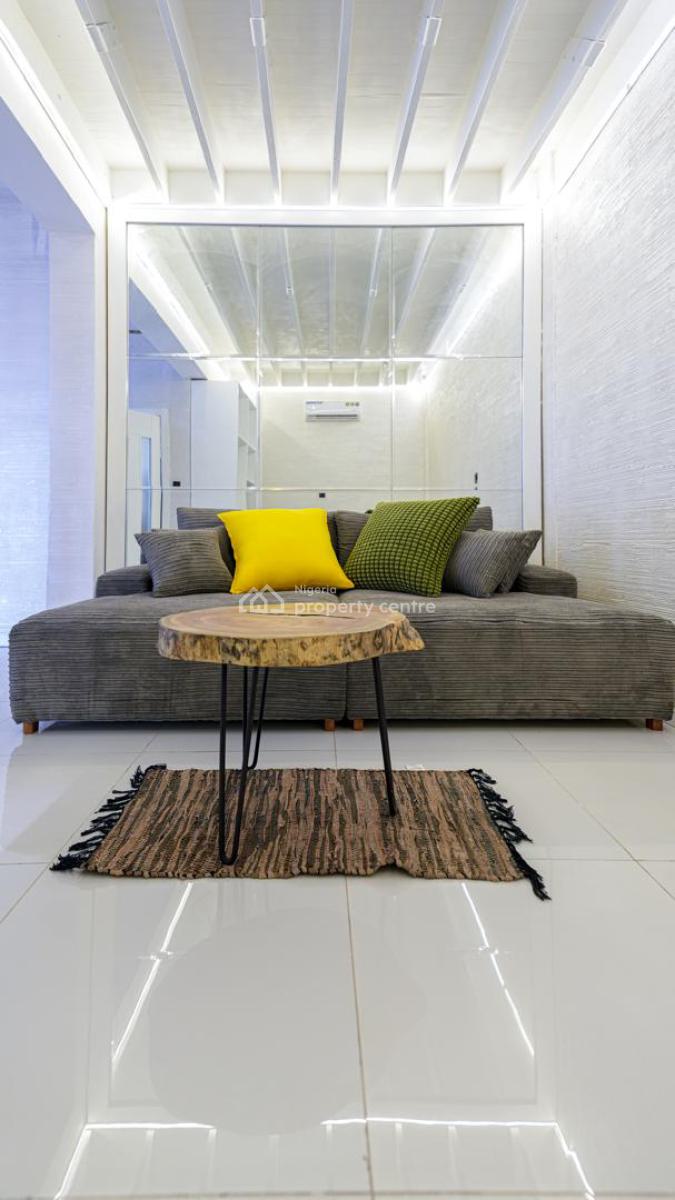 Luxury 2 Bedrooms Loft with Pool, Directly Facing Admiralty Way, Lekki Phase 1, Lekki, Lagos, Flat / Apartment for Rent