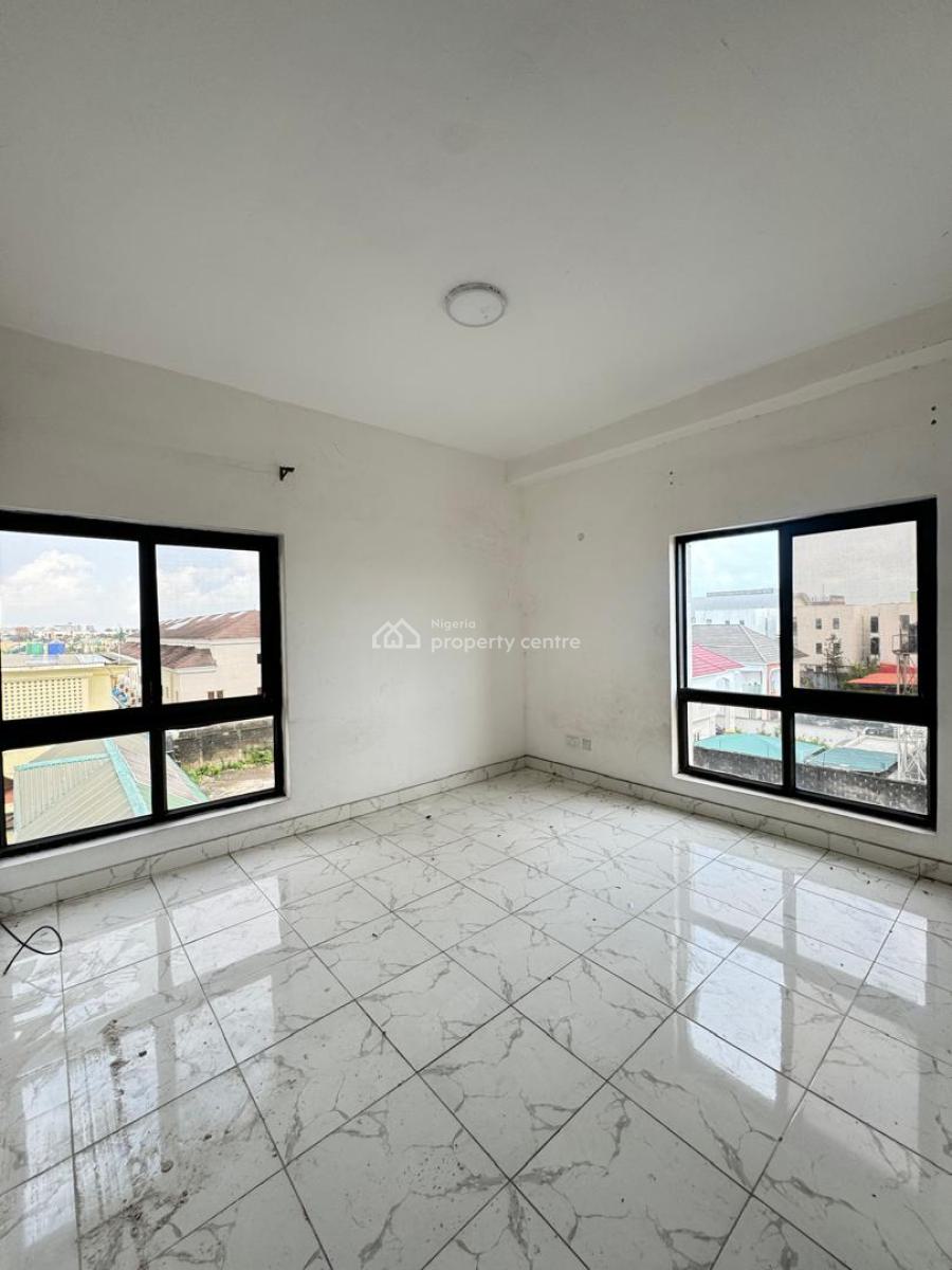 3-bedroom Apartment with Bq, Lekki Phase 1, Lekki, Lagos, Flat / Apartment for Rent