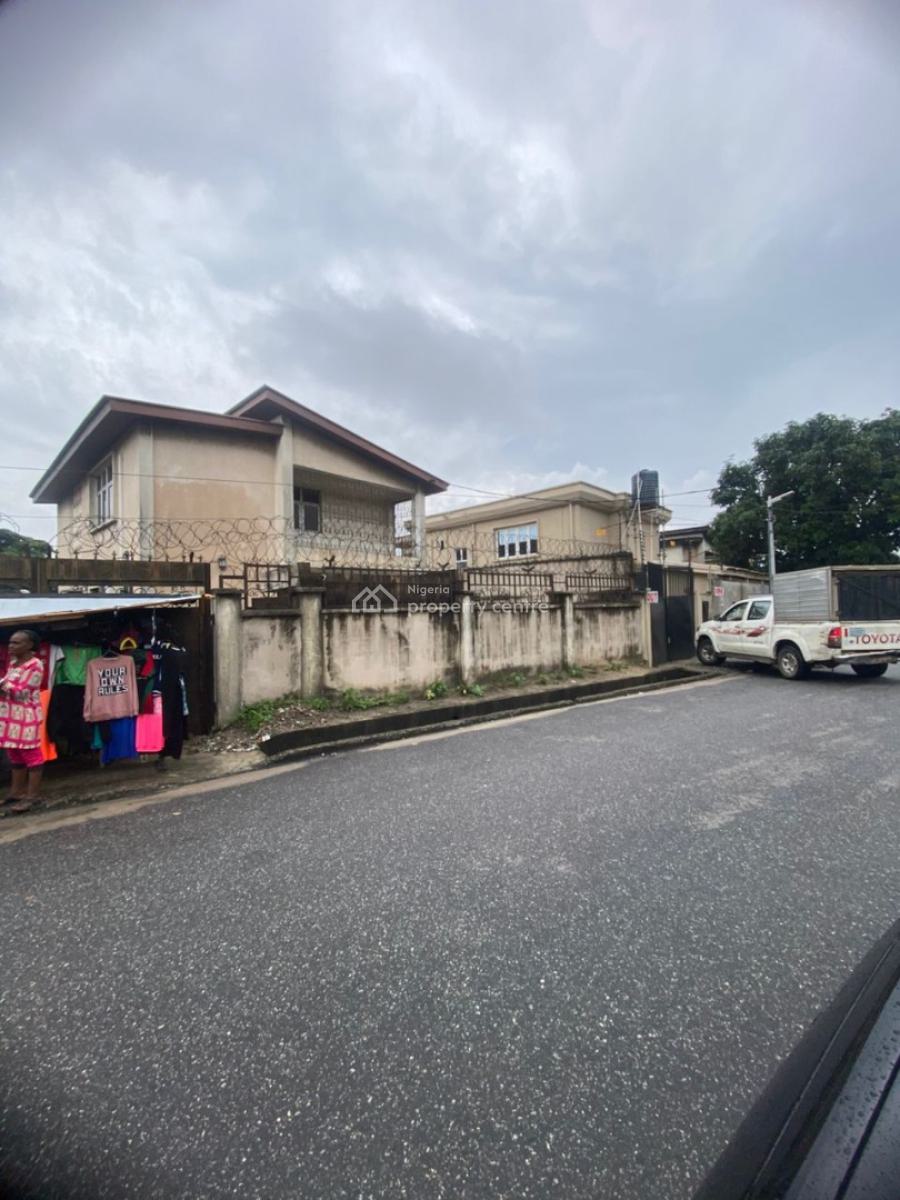 6 Bedroom Detached Duplex Sitting on 700sq, Off Bode Thomas, Surulere, Lagos, Detached Duplex for Sale