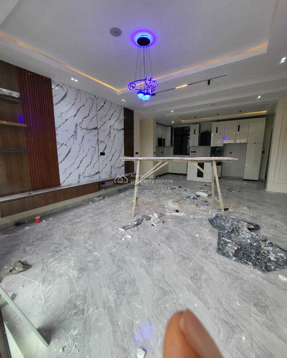 Lovely 2 Bedroom Apartment, Ikota Gra, Ikota, Lekki, Lagos, Flat / Apartment for Sale