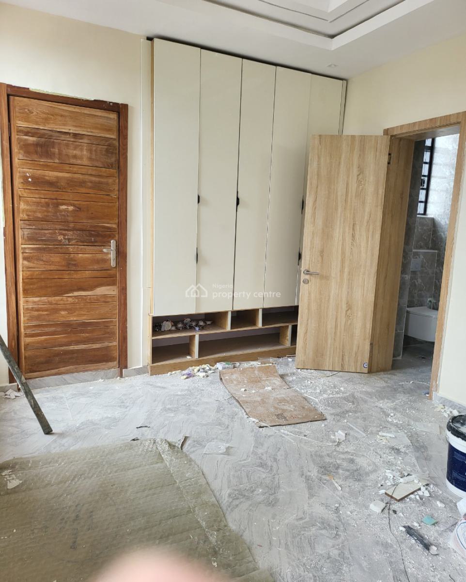Lovely 2 Bedroom Apartment, Ikota Gra, Ikota, Lekki, Lagos, Flat / Apartment for Sale