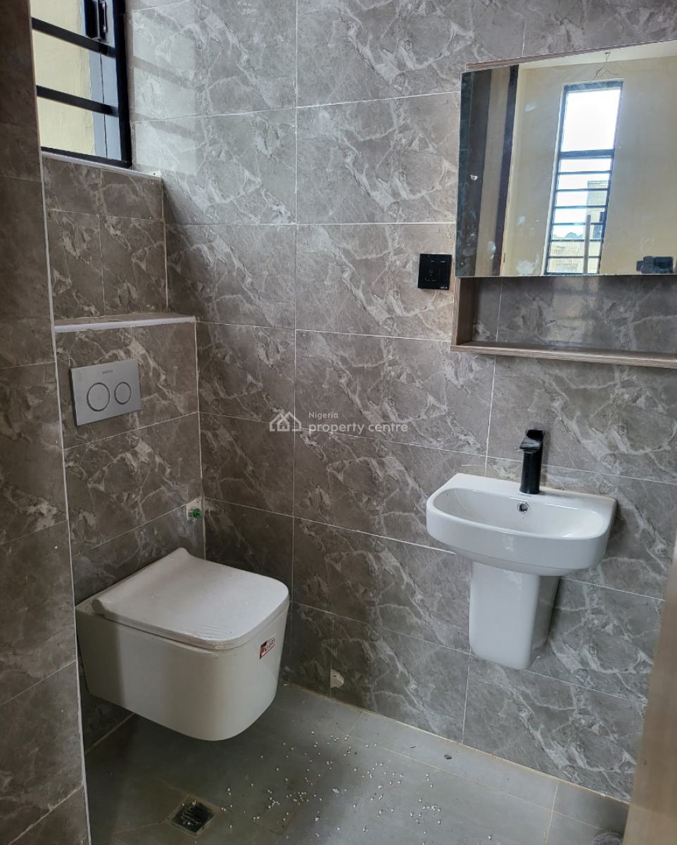 Lovely 2 Bedroom Apartment, Ikota Gra, Ikota, Lekki, Lagos, Flat / Apartment for Sale