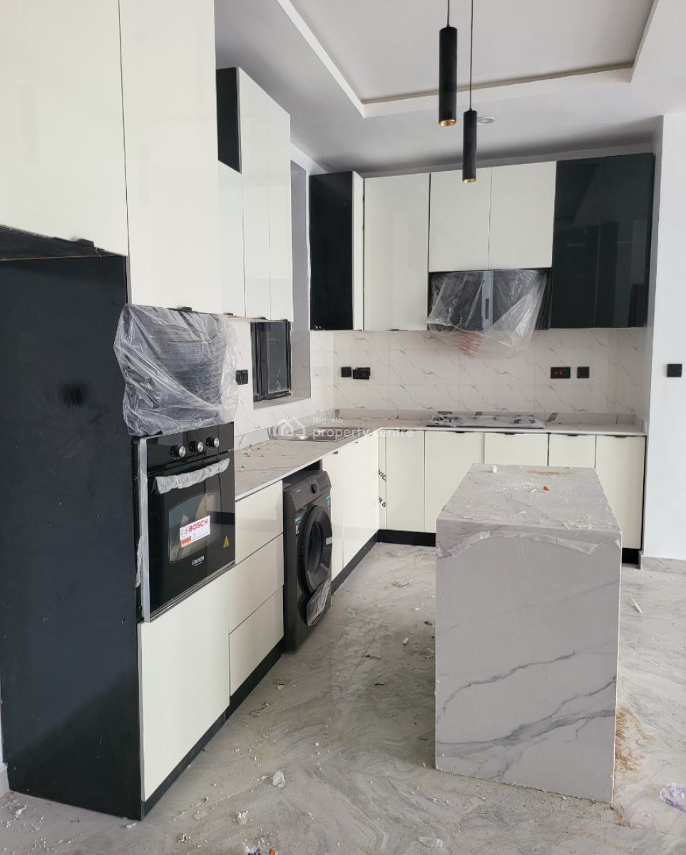 Lovely 2 Bedroom Apartment, Ikota Gra, Ikota, Lekki, Lagos, Flat / Apartment for Sale