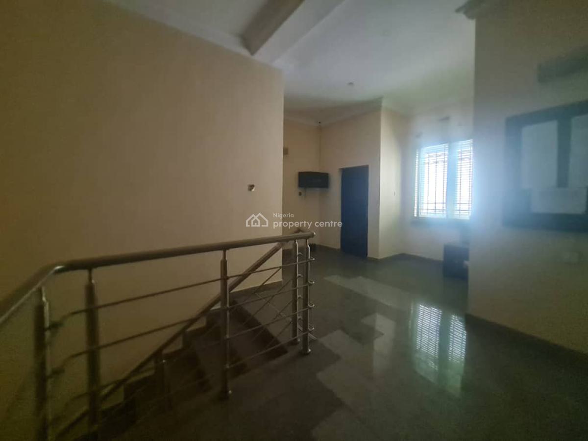 Self Serviced 5 Bedroom Semi-detached Duplex with Bq, Idado, Lekki, Lagos, Semi-detached Duplex for Rent