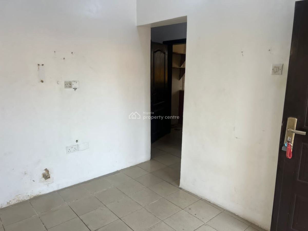 1 Bedroom Mini Flat, Lekki Phase 1, Lekki, Lagos, Mini Flat (room and Parlour) for Rent