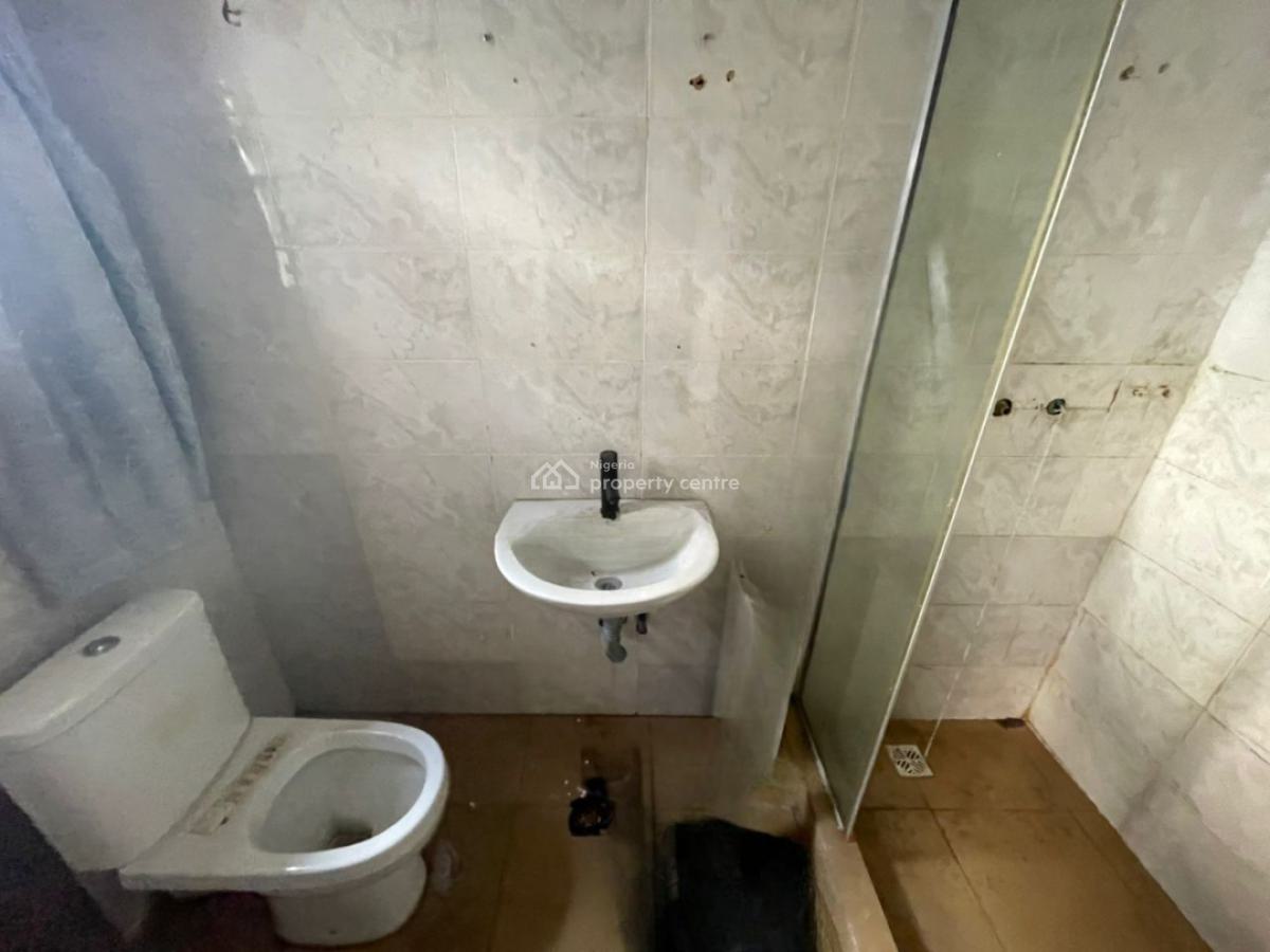 Spacious 4-bedroom Penthouse, Coleman Nwafor Street, Off Orchid Road, Lekki, Lagos, Terraced Duplex for Rent