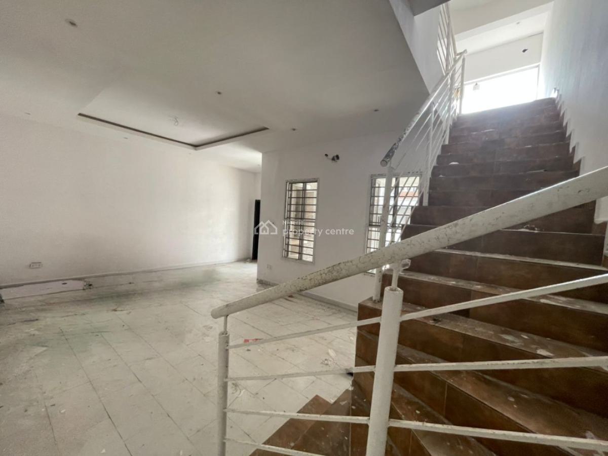Spacious 4-bedroom Penthouse, Coleman Nwafor Street, Off Orchid Road, Lekki, Lagos, Terraced Duplex for Rent