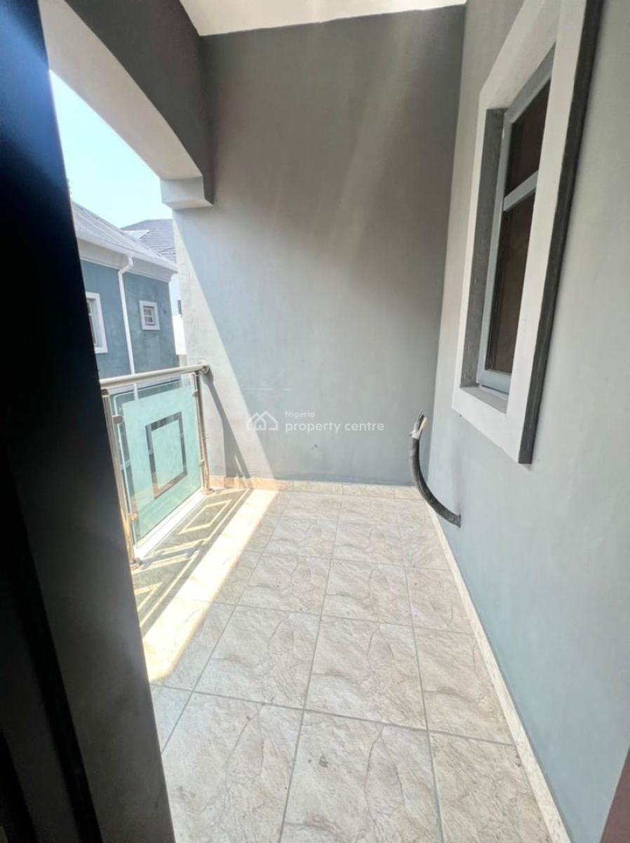 Standard and Massive Single Room in a Duplex (master Bedroom), Orchid Road, Lekki, Lagos, Self Contain (single Rooms) for Rent