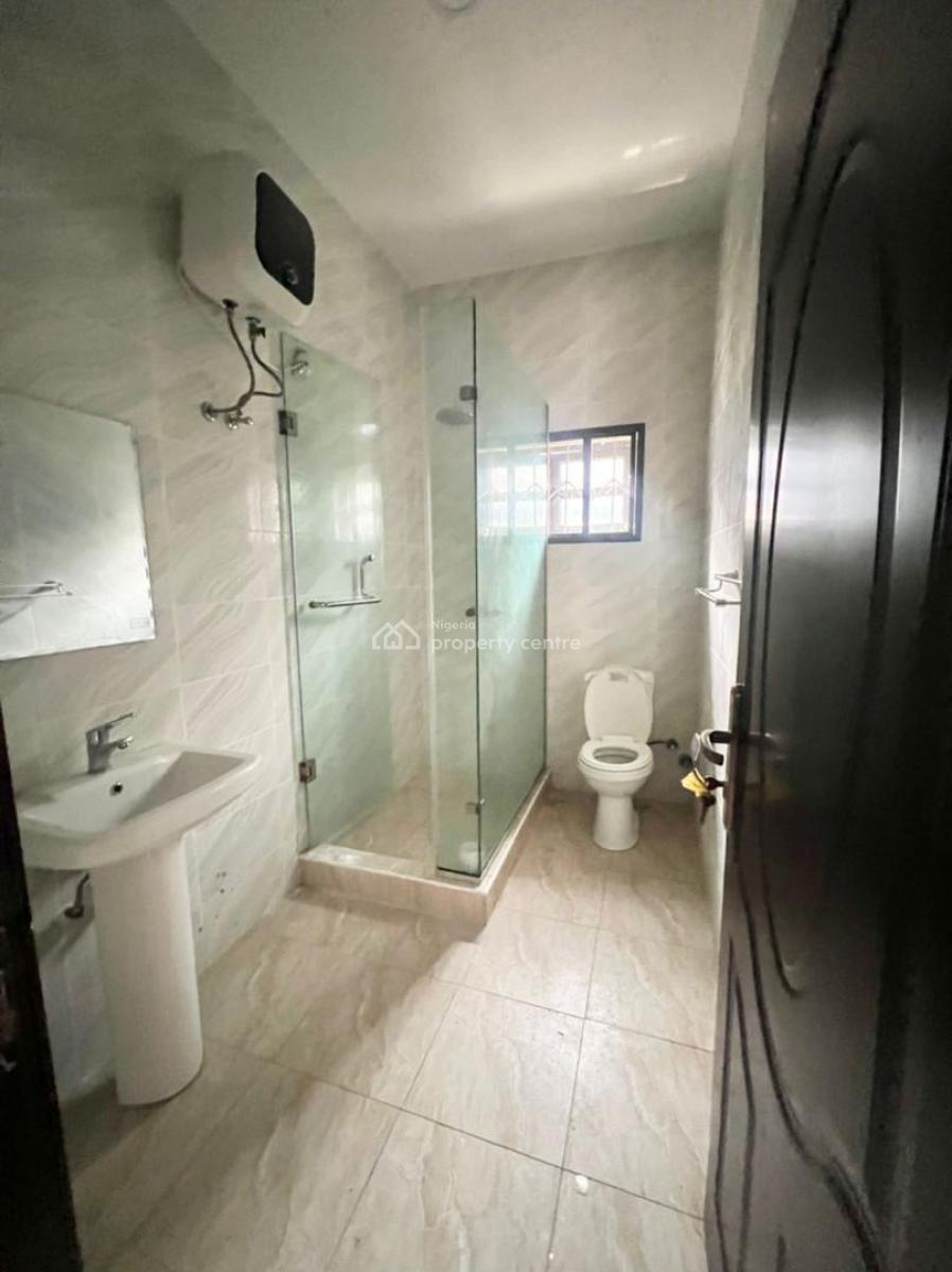 Standard and Massive Single Room in a Duplex (master Bedroom), Orchid Road, Lekki, Lagos, Self Contain (single Rooms) for Rent