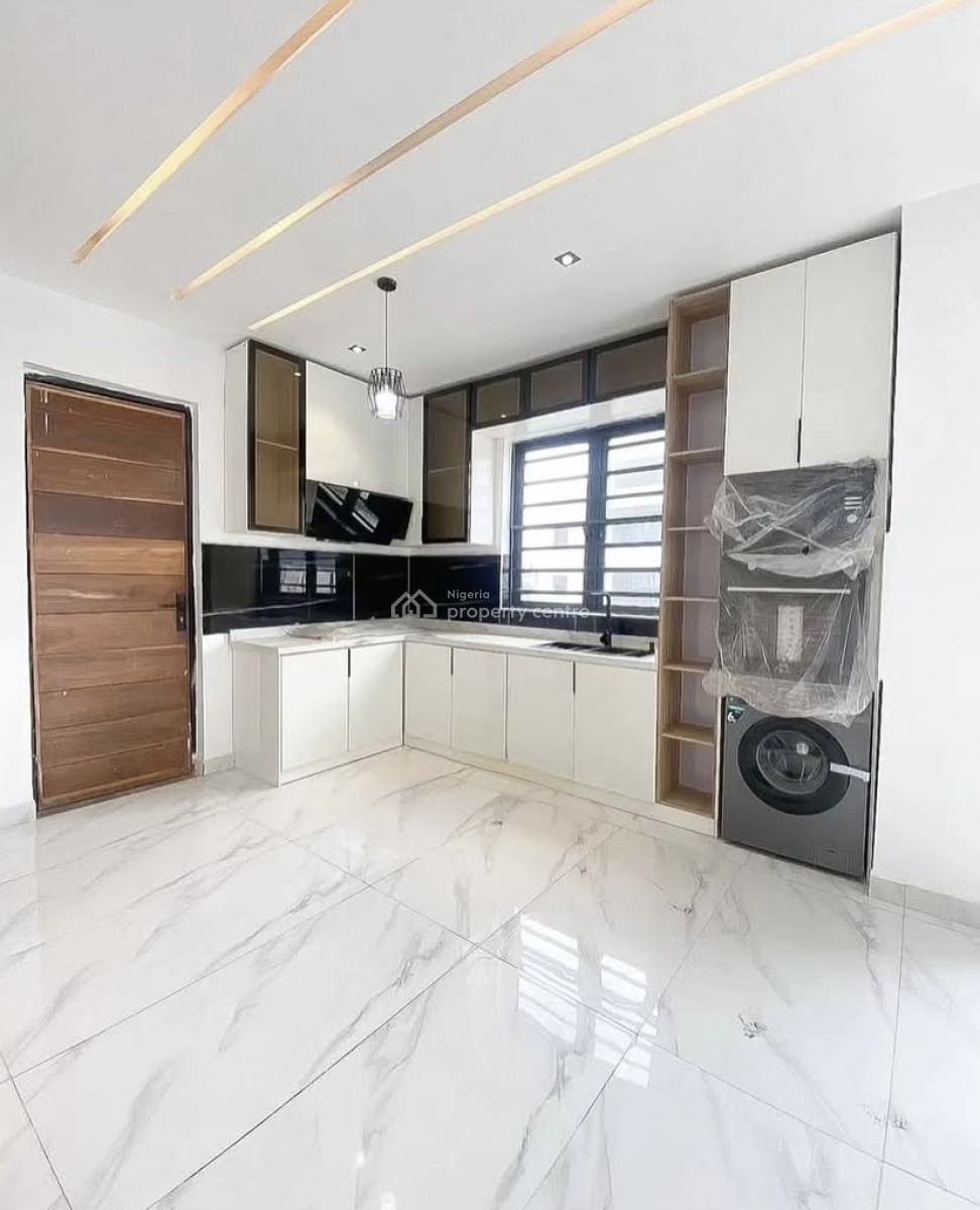 Luxurious and Spacious 2 Bedroom Apartment with Gym and Swimming Pool, Ikate, Lekki, Lekki, Lagos, Flat / Apartment for Rent