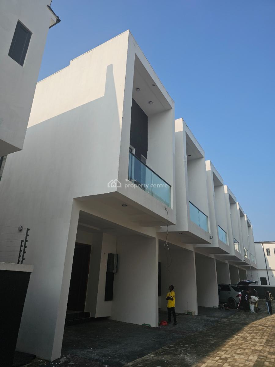 4 Bedrooms Terrace Duplex with Bq, Ikota Gra, Lekki, Lagos, Terraced Duplex for Sale