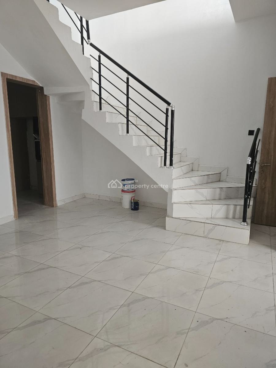 4 Bedrooms Terrace Duplex with Bq, Ikota Gra, Lekki, Lagos, Terraced Duplex for Sale