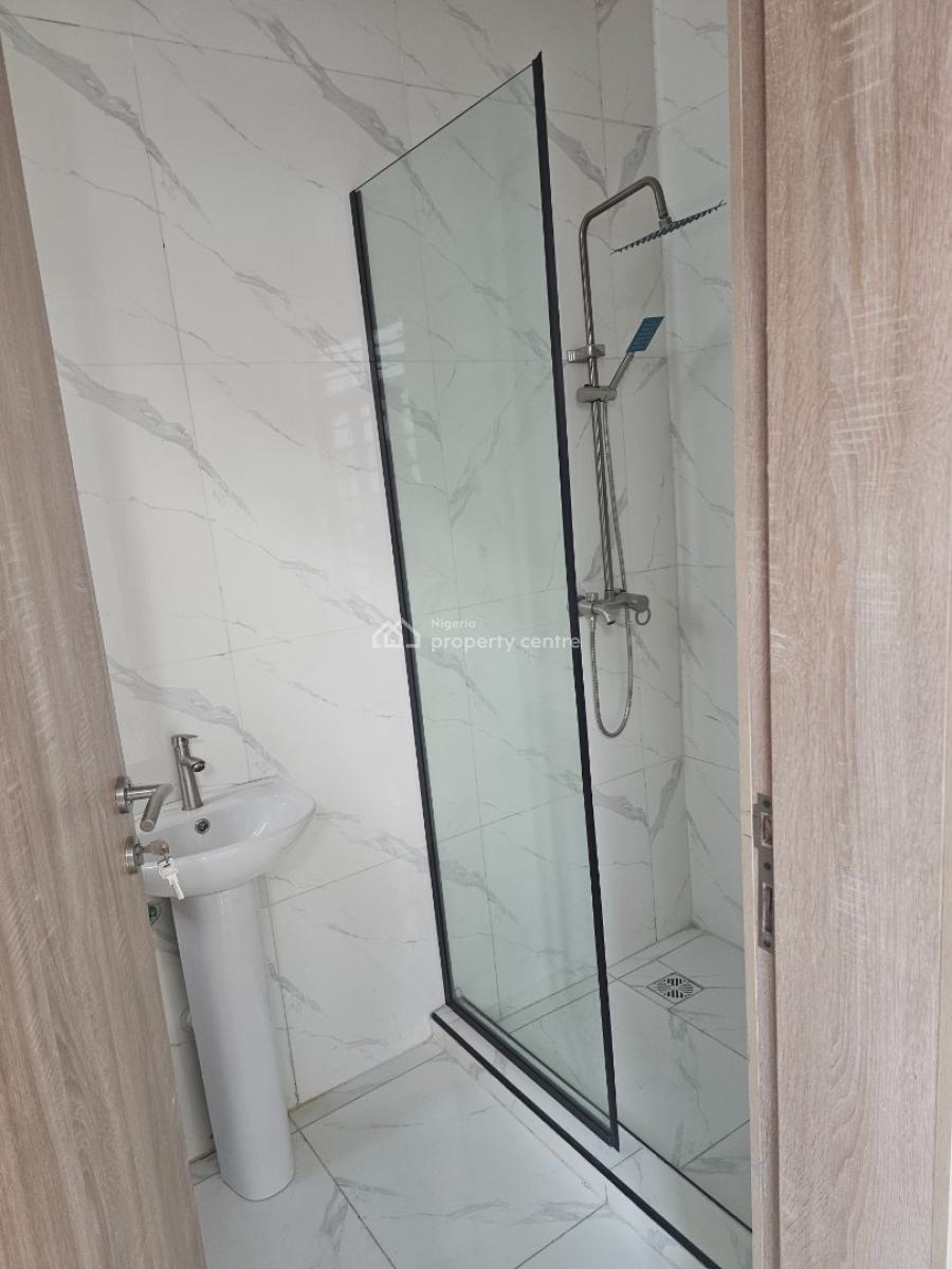 4 Bedrooms Terrace Duplex with Bq, Ikota Gra, Lekki, Lagos, Terraced Duplex for Sale