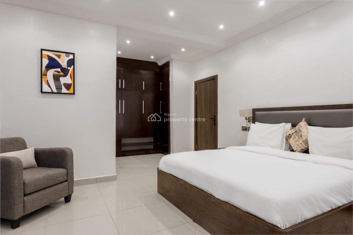 Furnished 4 Bedroom Apartment with Swimming Pool, Lekki Phase 1, Lekki Phase 1, Lekki, Lagos, Flat / Apartment for Rent
