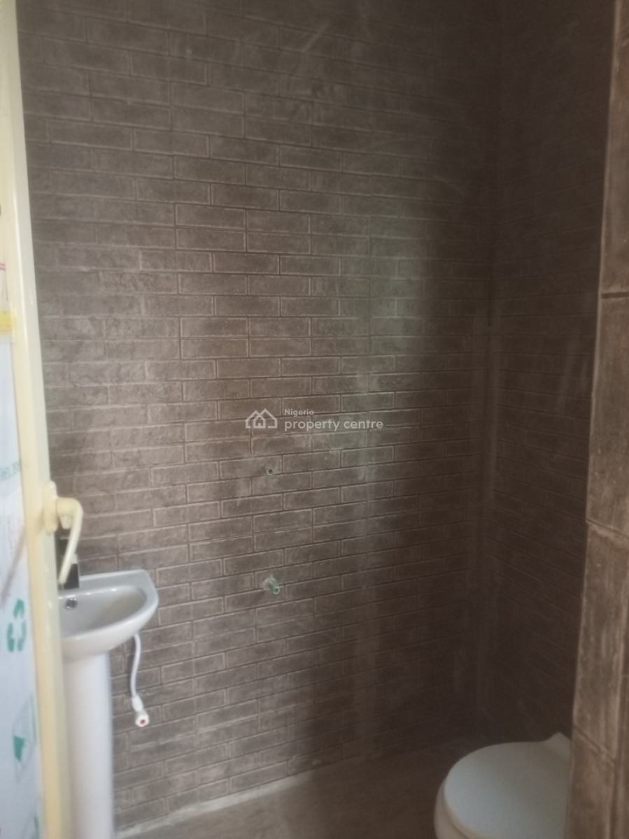 Luxury Newly Built 2 Bedroom Upstairs, Banana Layout Estate Isheri Oshun, Isolo, Lagos, Flat / Apartment for Rent