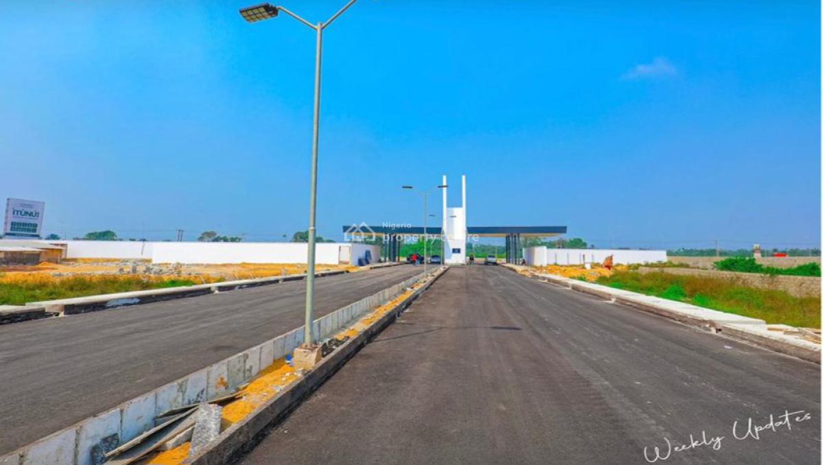 Land Located in an Estate Near Lekki Coastal Road, Aiyeteju Town, Ibeju Lekki, Lagos, Residential Land for Sale