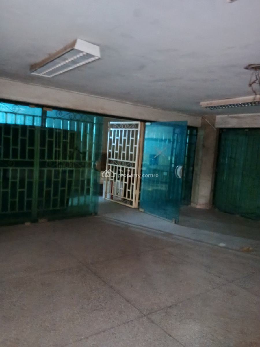 610sqm Supermarket/ Office Space with a Warehouse Basement, Central Business District, Abuja, Plaza / Complex / Mall for Rent