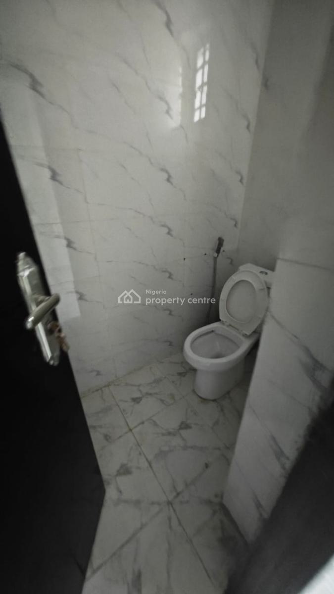 Beautiful Luxurious 2 Bedroom Apartment, in a Secured Call in Estate, Ibeju Lekki, Lagos, Flat / Apartment for Rent