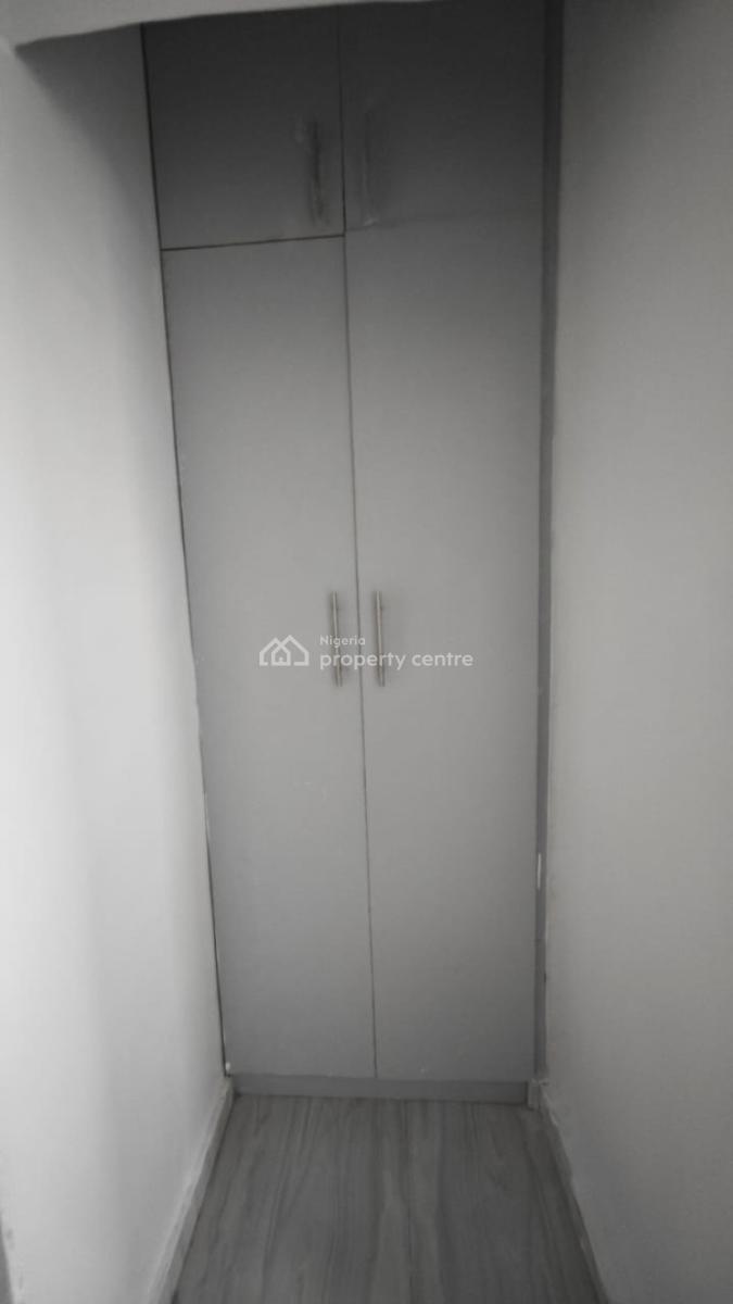 Beautiful Luxurious 2 Bedroom Apartment, in a Secured Call in Estate, Ibeju Lekki, Lagos, Flat / Apartment for Rent