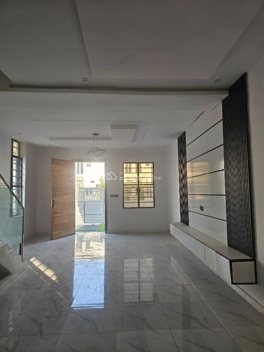 3 Bedrooms Semi Detached Duplex with No Bq, Ikota Gra, Lekki, Lagos, Semi-detached Duplex for Sale