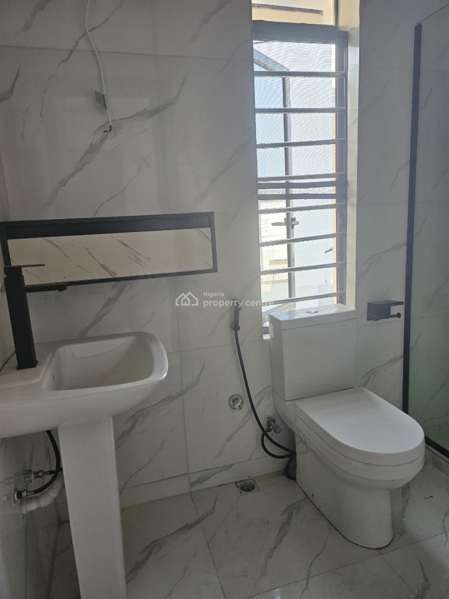 3 Bedrooms Semi Detached Duplex with No Bq, Ikota Gra, Lekki, Lagos, Semi-detached Duplex for Sale