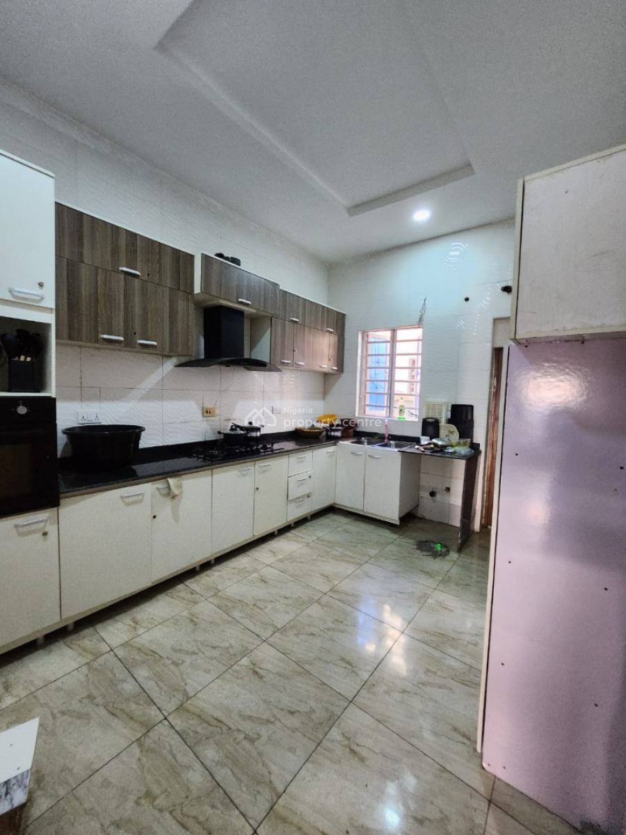 Master Bedroom Shared Apartment in Orchid Road, Off Orchid Road, Lekki, Lagos, Self Contain (single Rooms) for Rent