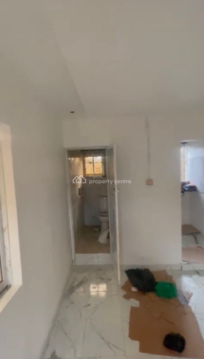 Brand New Self Contain in a Prime Location - Pay and Move in, Bariga, Shomolu, Lagos, Self Contain (single Rooms) for Rent