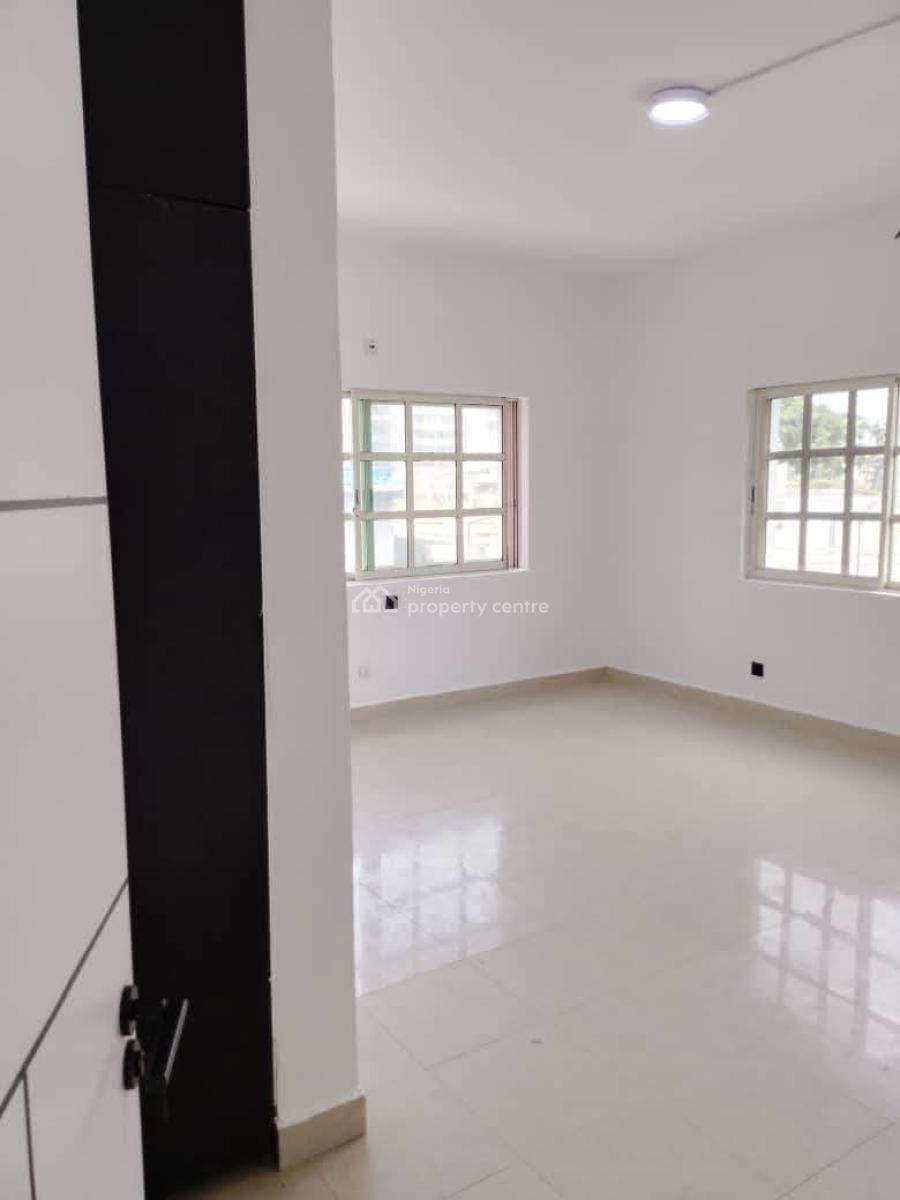 Spaciously Built 2 Bedroom Apartment, Old Ikoyi, Ikoyi, Lagos, Flat / Apartment for Rent