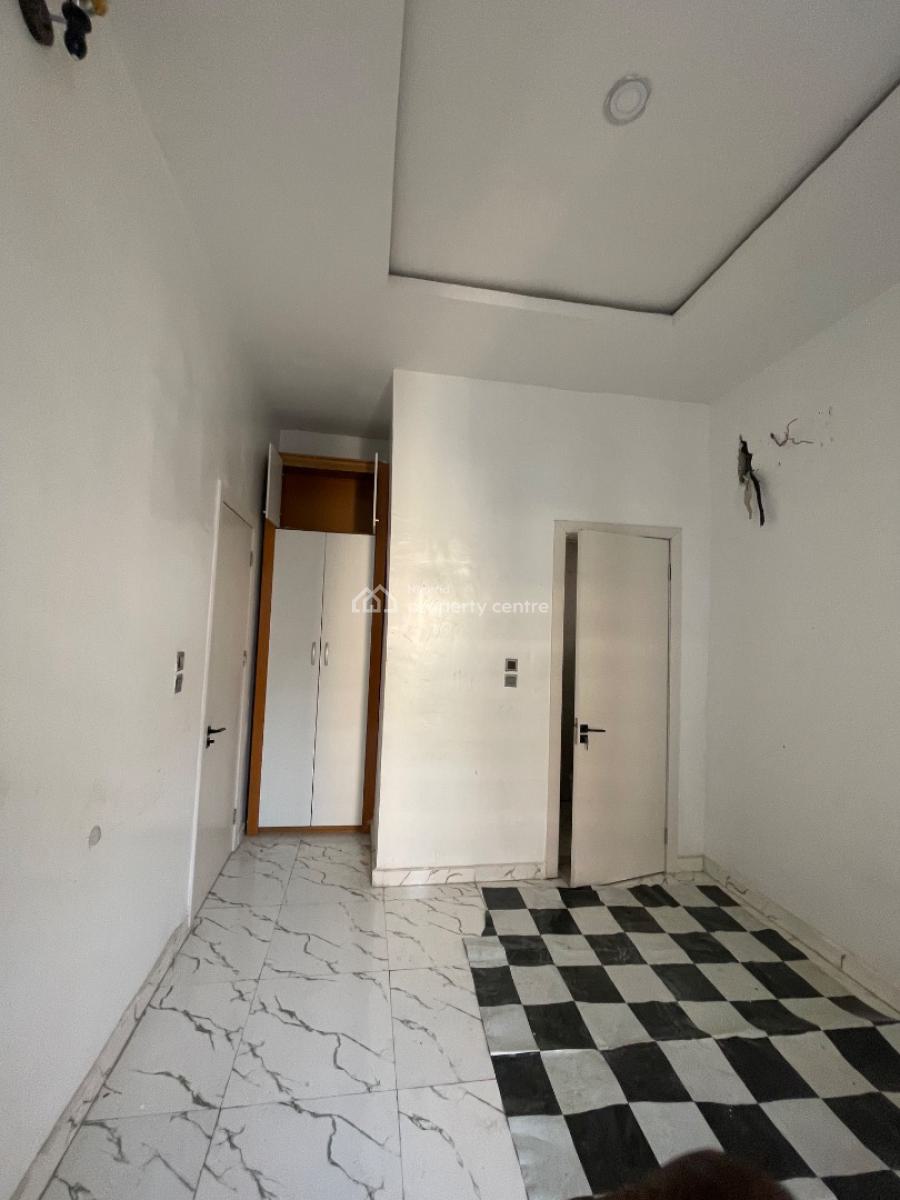 Spacious 5 Bedroom Fully Detached House with Bq, Orchid Road, Lekki, Lagos, Detached Duplex for Rent