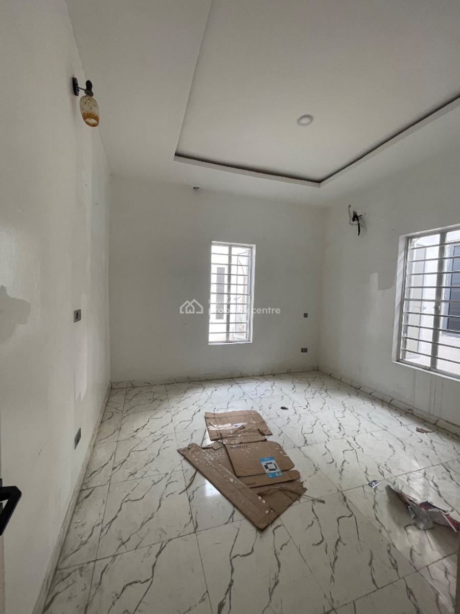 Spacious 5 Bedroom Fully Detached House with Bq, Orchid Road, Lekki, Lagos, Detached Duplex for Rent