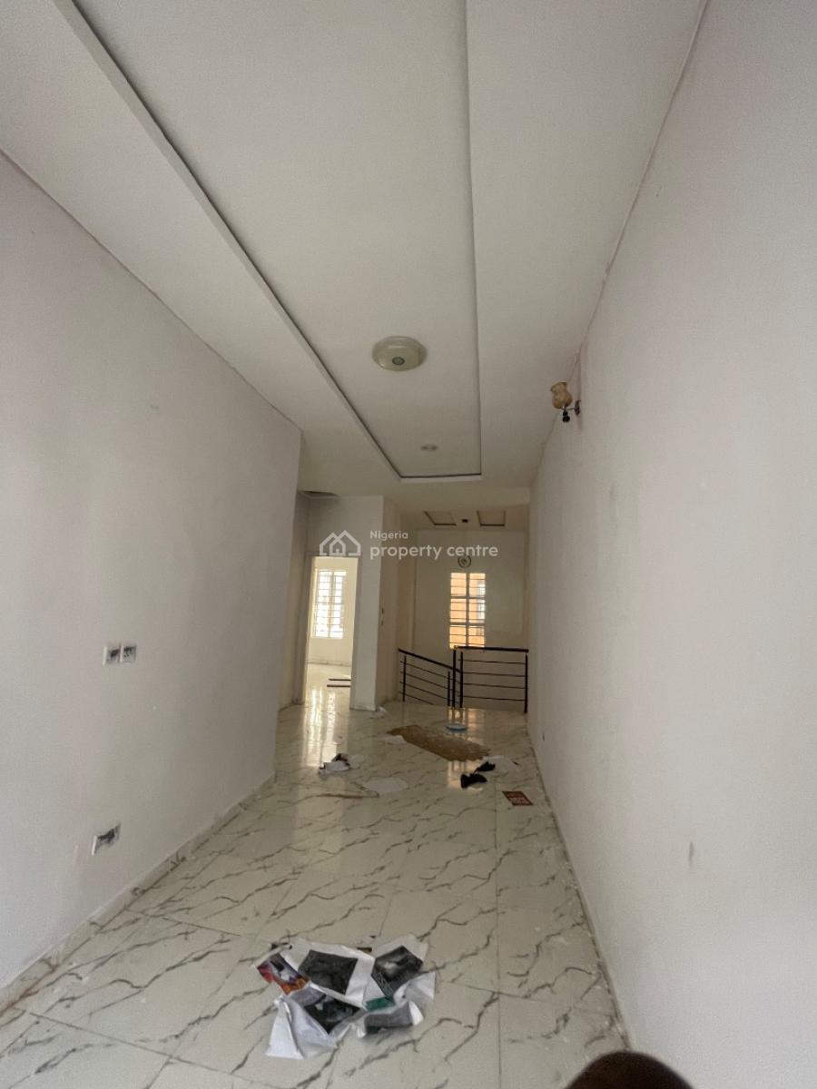 Spacious 5 Bedroom Fully Detached House with Bq, Orchid Road, Lekki, Lagos, Detached Duplex for Rent
