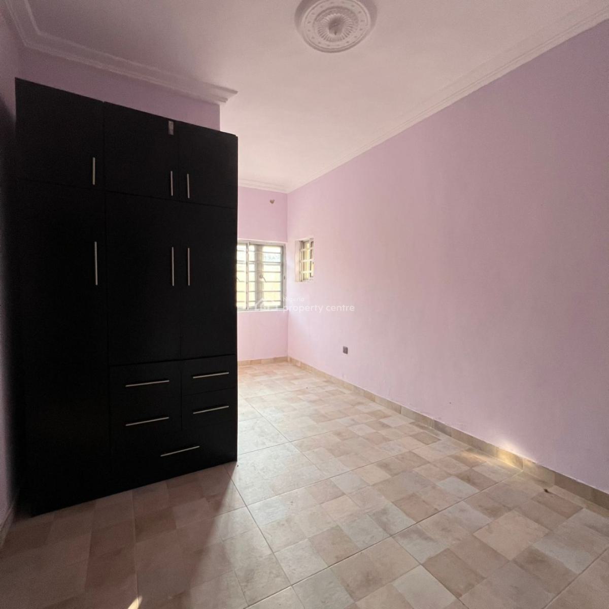 2 Bedrooms Apartment with Storage Room, Ajah, Lagos, Flat / Apartment for Rent