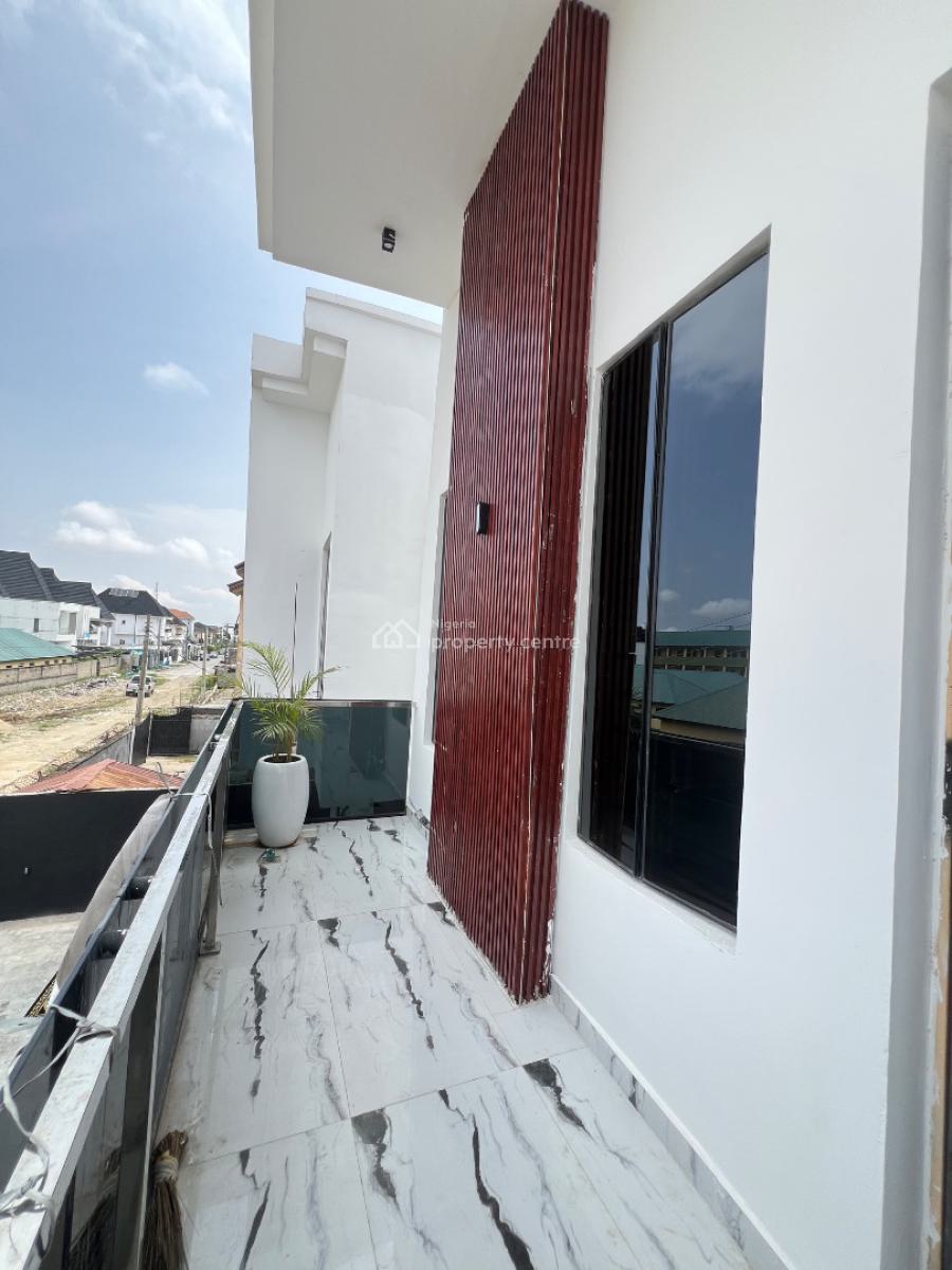 Very Spacious Luxurious Five Bedrooms Detached with Swim Pool, Chevron, Lekki Phase 1, Lekki, Lagos, Detached Duplex for Sale
