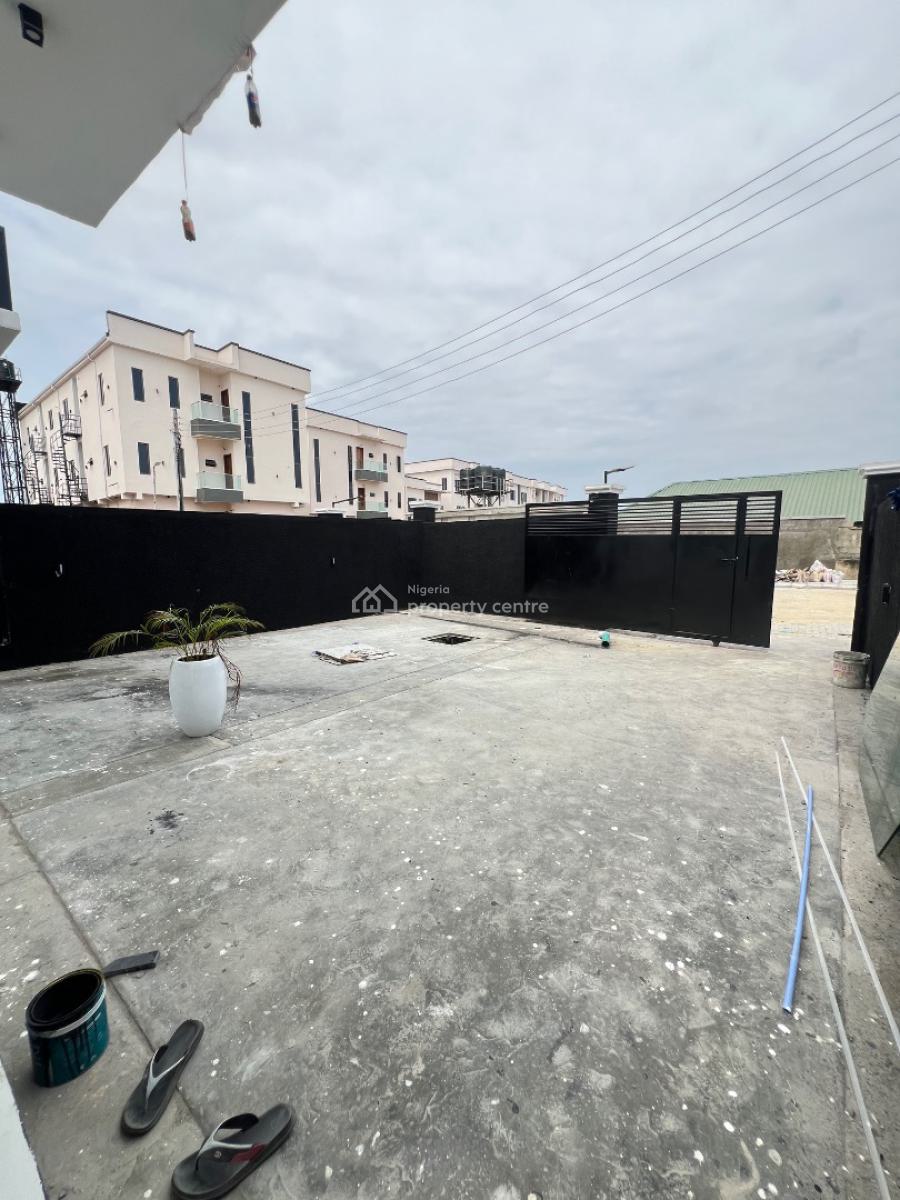 Very Spacious Luxurious Five Bedrooms Detached with Swim Pool, Chevron, Lekki Phase 1, Lekki, Lagos, Detached Duplex for Sale