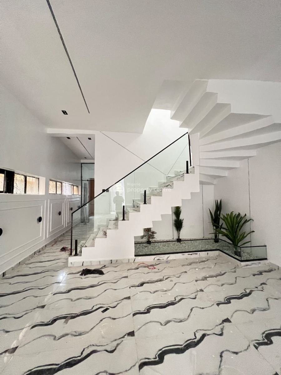 Very Spacious Luxurious Five Bedrooms Detached with Swim Pool, Chevron, Lekki Phase 1, Lekki, Lagos, Detached Duplex for Sale