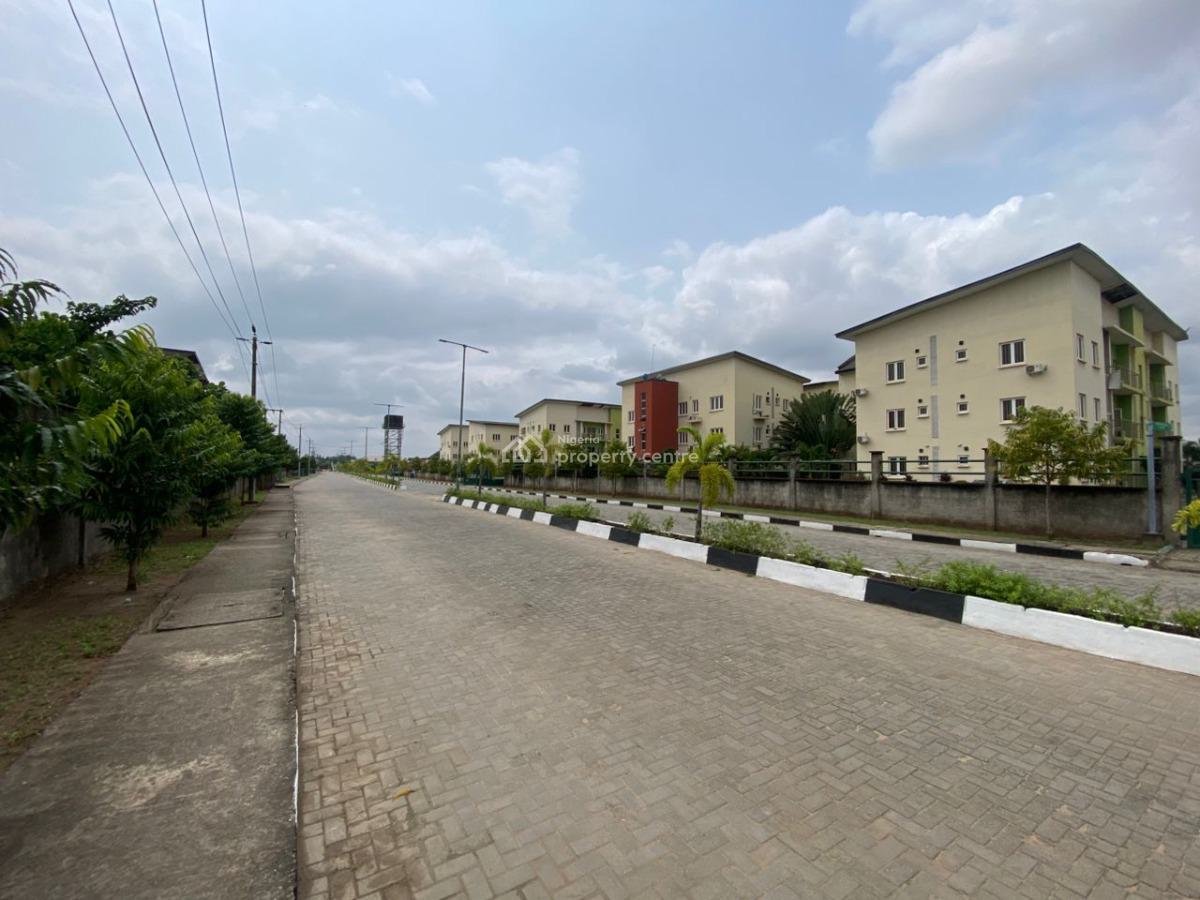 5 Units 3 Bedroom Plus Bq in Opic, Isheri North., Isheri North, Lagos, Flat / Apartment for Rent