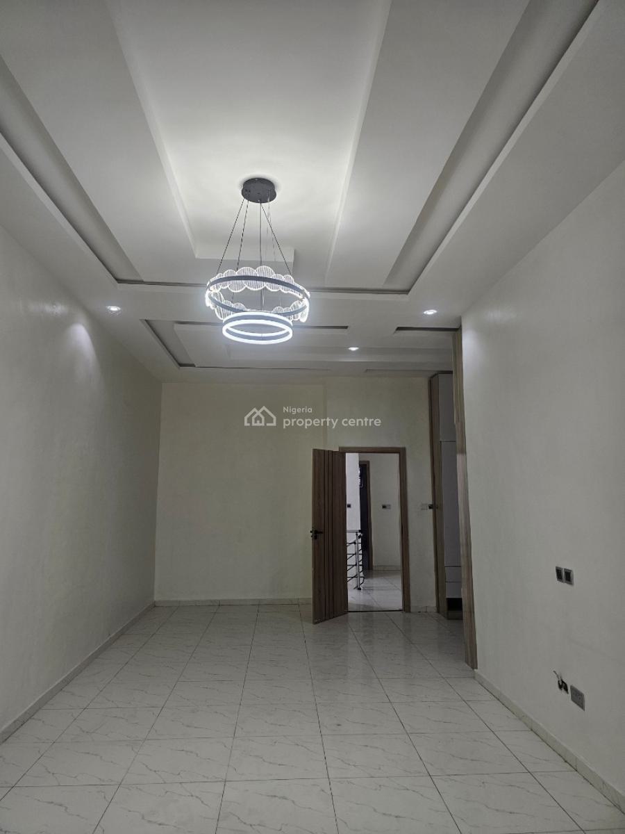 4 Bedroom Semi Detached Duplex with No Bq, Ikota Gra Lekki, Lekki, Lagos, Semi-detached Duplex for Sale