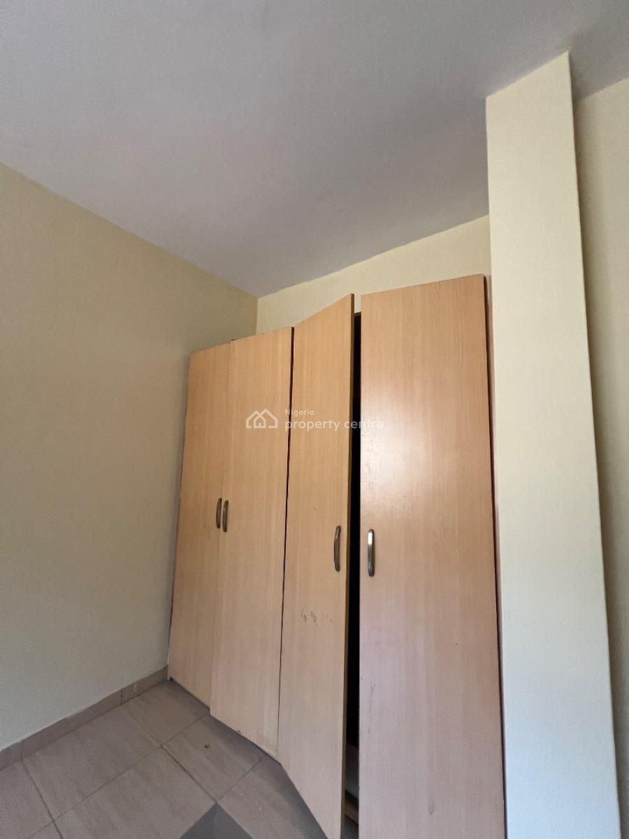 Standard and Very Spacious 3 Bedroom Flat, Ikota, Lekki, Lagos, Flat / Apartment for Rent