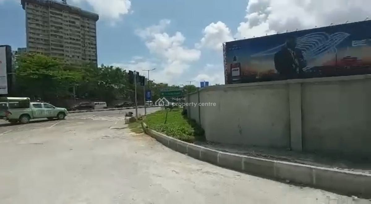Waterfront Land Measured at 4300sq, Victoria Island (vi), Lagos, Commercial Land for Sale